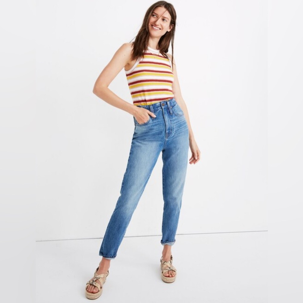 Madewell High Rise Mom Jean in Medium Wash Women’s Size 25